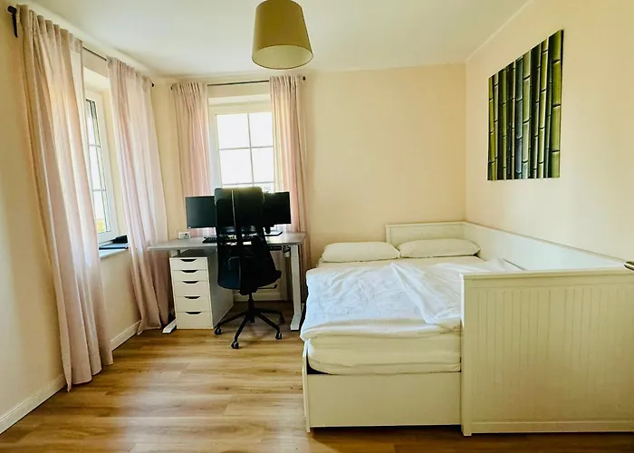 Private & Near Fairground Δωμάτια σε οικογενειακή κατοικία Ανόβερο