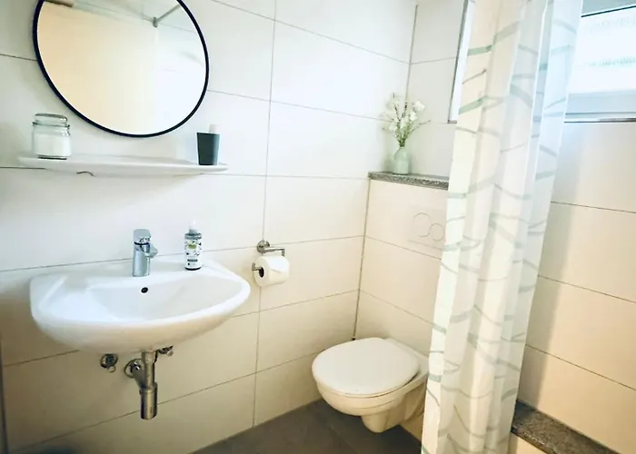 Проживание в семье Private & Near Fairground