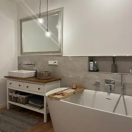 Проживание в семье Private & Near Fairground Ганновер